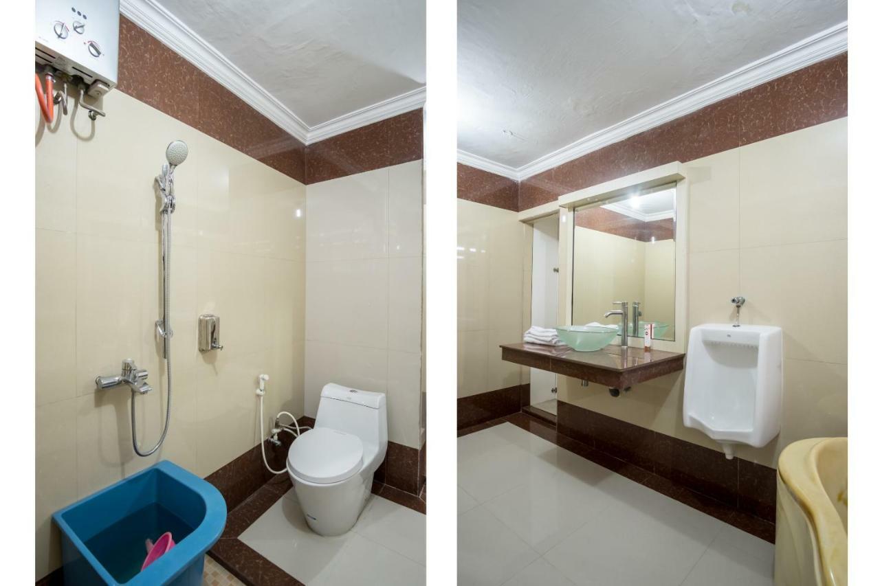 Oyo 619 Naufal Guest House Syariah Medan Exterior photo